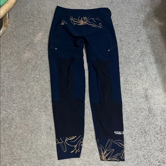 Wild Rye Freyah Mountain Bike MTB Performance Pant Navy Blue Floral Lily 6 - Picture 6 of 9